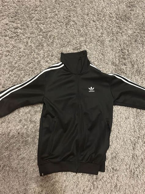 ebay kleinanzeigen adidas trainingsjacke schwarz|Adidas Trainingsjacke kleinanzeigen.de.